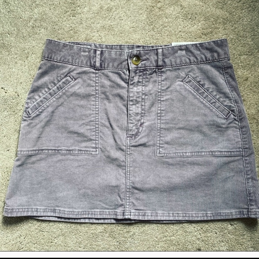 American Eagle grey cargo skirt